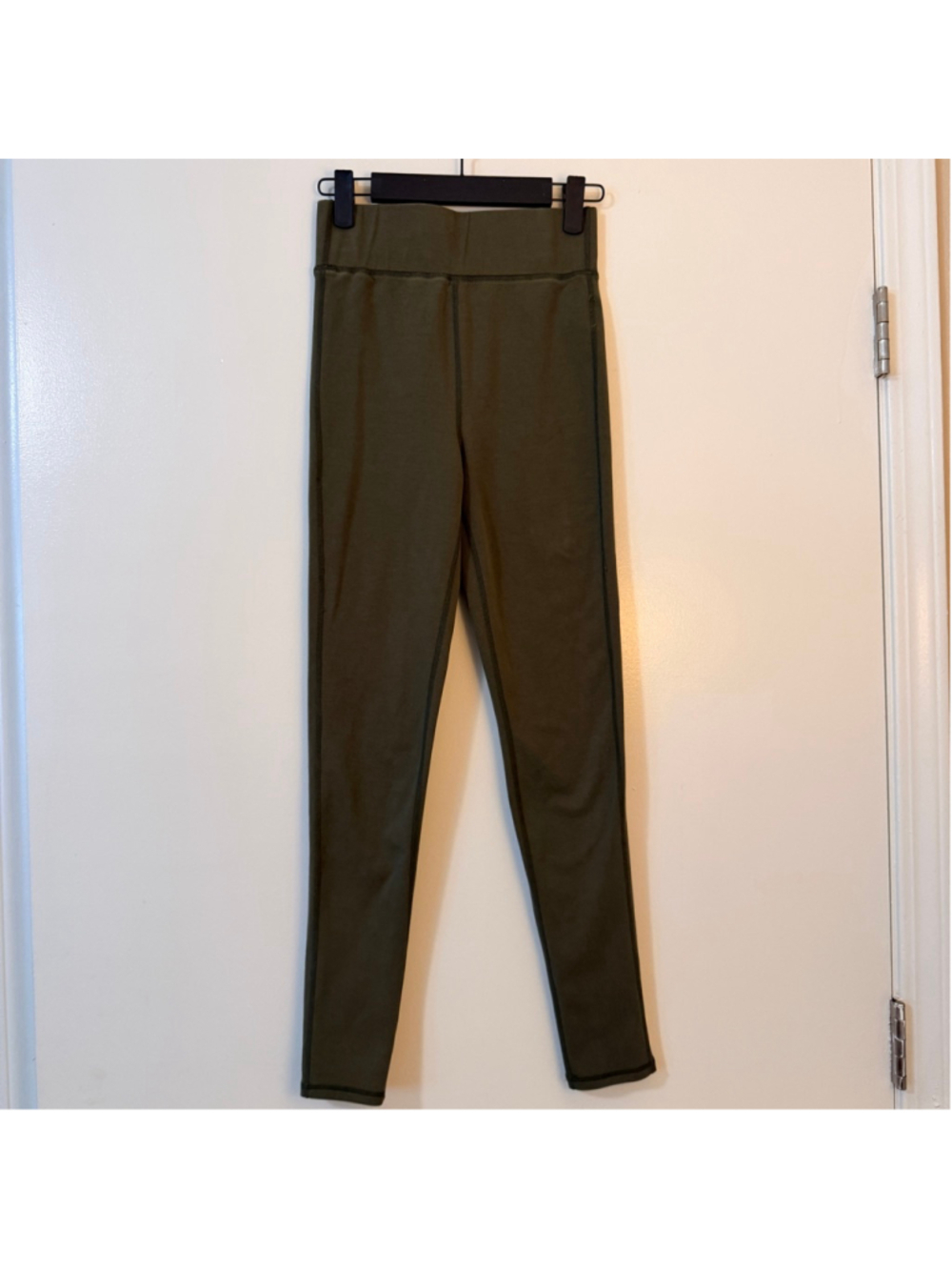 By Egreis Designer Olive Green Leggings – Women's Small (b1)